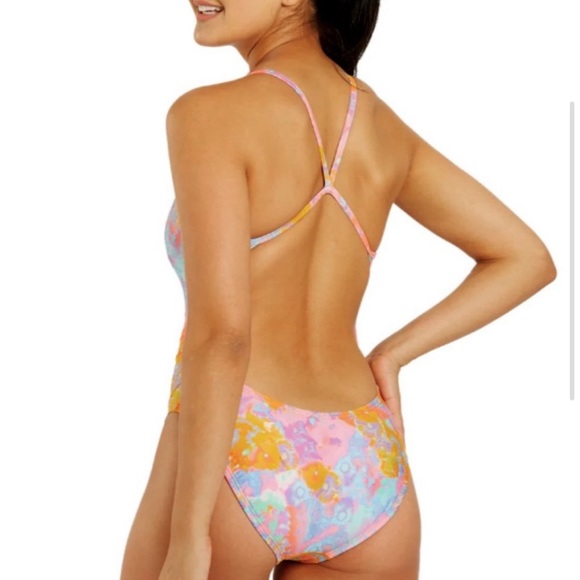 NWT NIKE Womens Multicolor Sundial HydraStrong Cut Out One Piece Swimswuit 40/14 - Picture 2 of 6